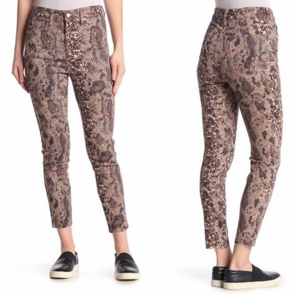Free People Two Faced Snakeskin Denim EUC 30 We‎ the Free - Picture 1 of 7